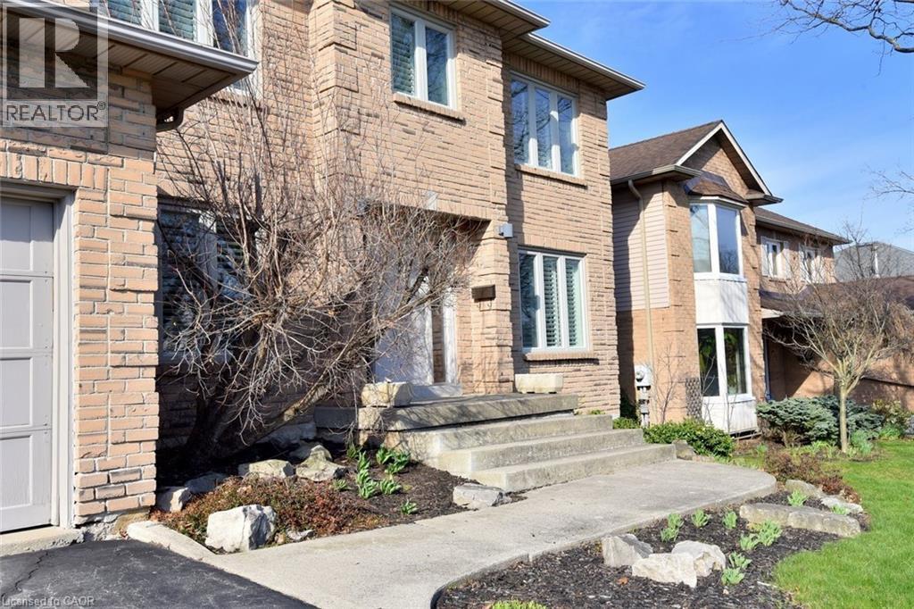 87 Jerome Park Drive, Dundas, Ontario  L9H 6R8 - Photo 5 - 40819535