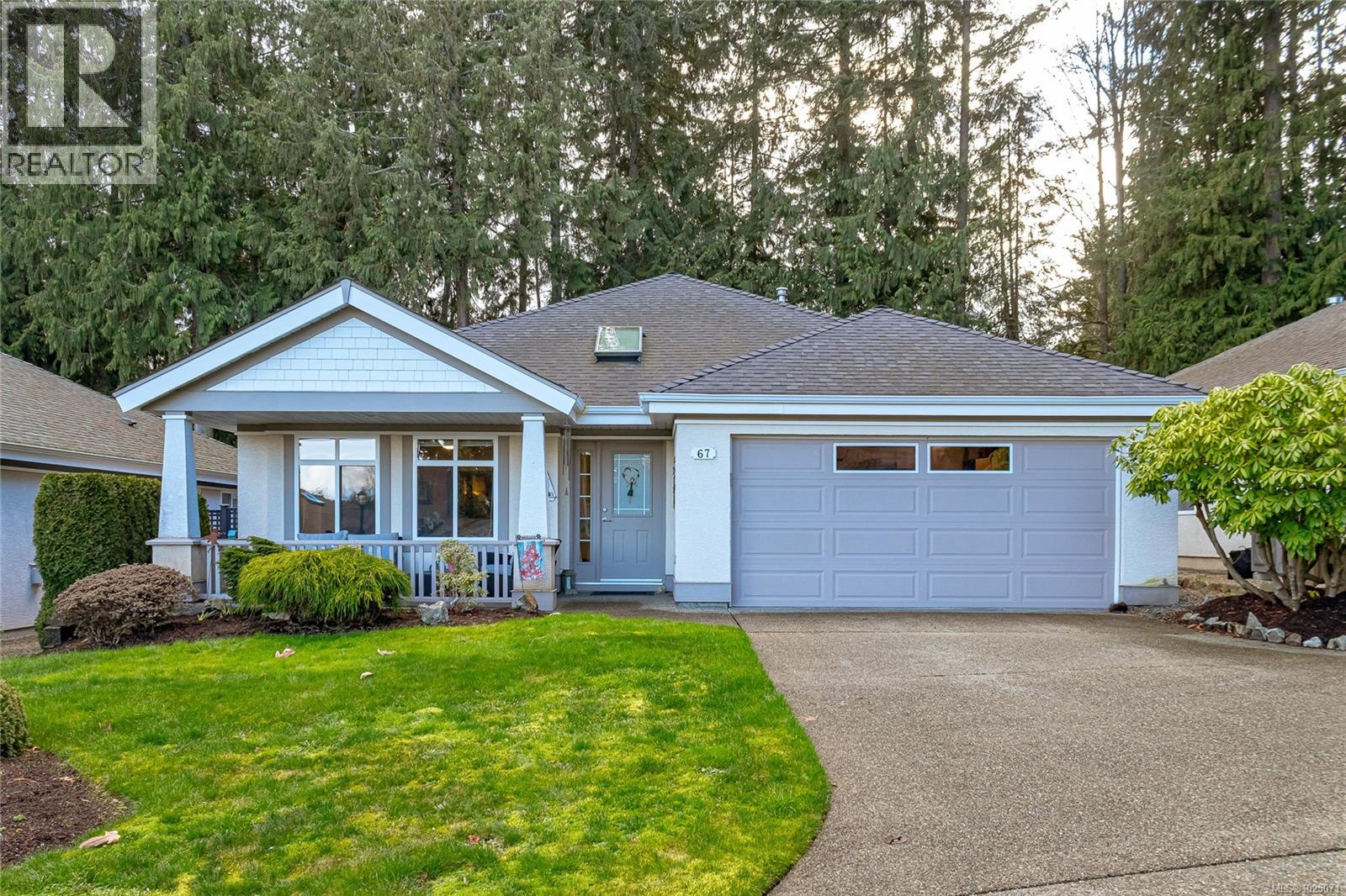 67 Bridgewater Lane, Parksville, British Columbia