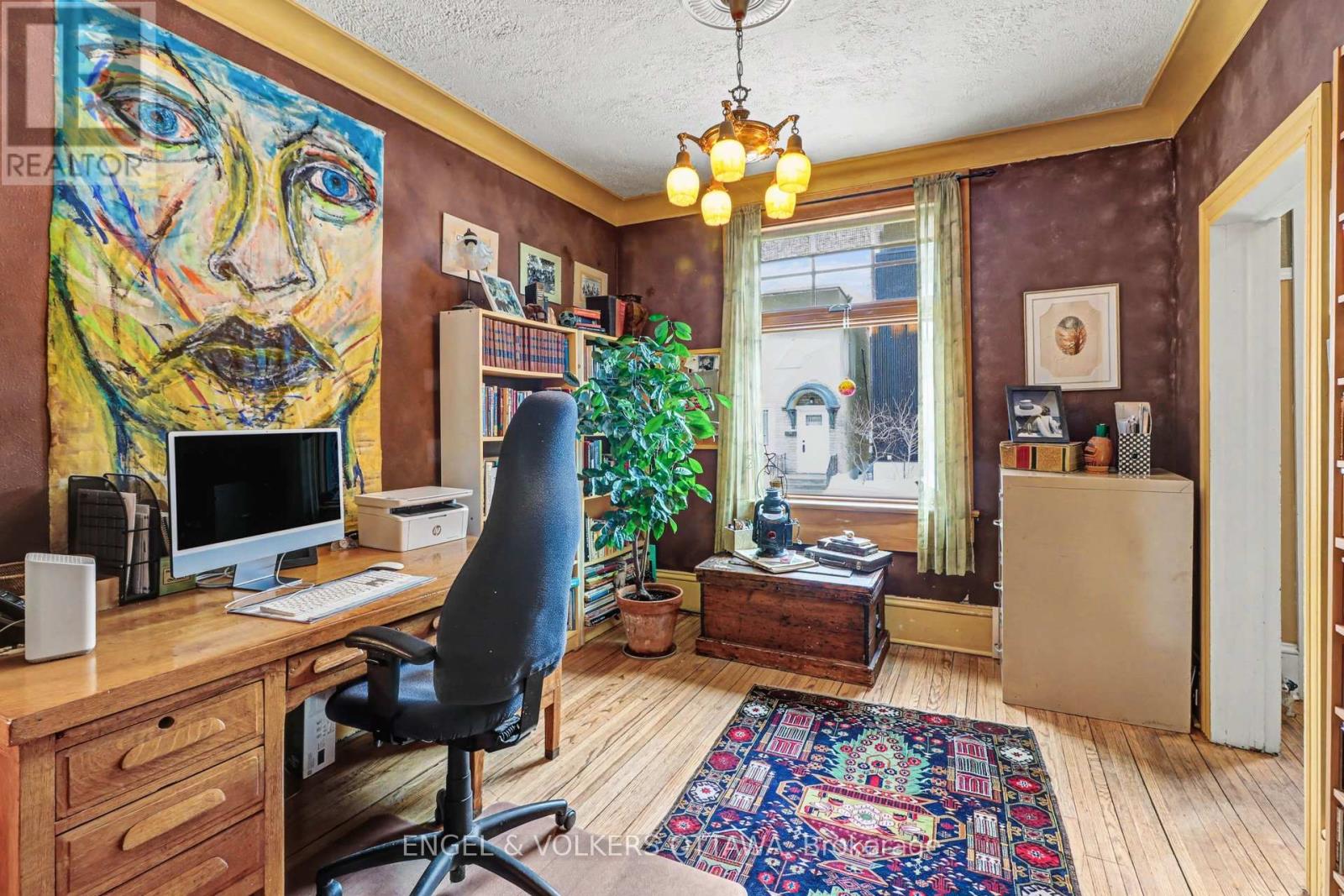 88 Pinhey Street, Ottawa, Ontario  K1Y 1T4 - Photo 5 - X12982430