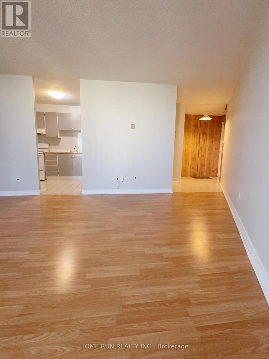 1401 - 1380 Prince Of Wales Drive, Ottawa, Ontario  K2C 3N5 - Photo 4 - X12982440