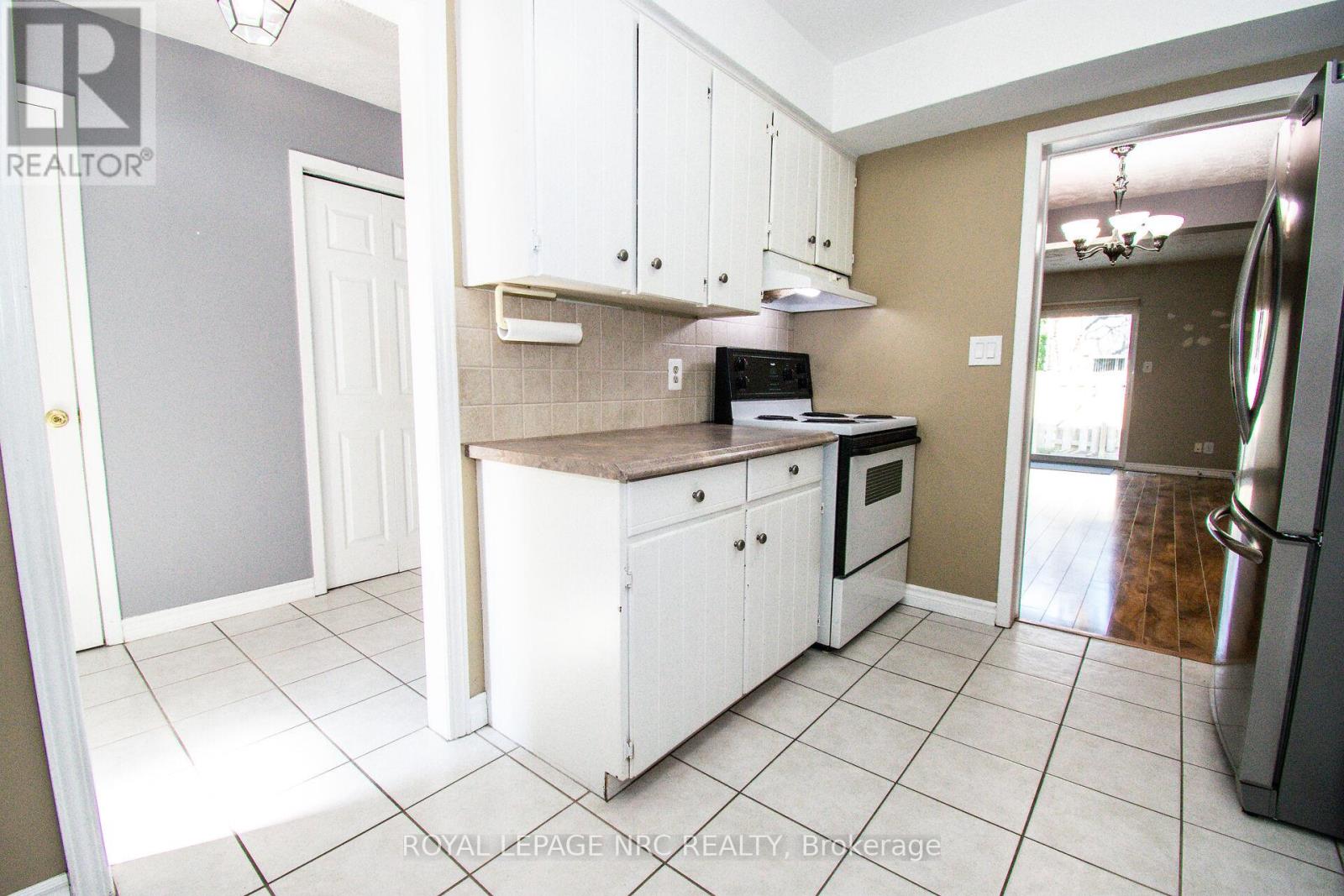 106 - 77 Linwell Road, St. Catharines, Ontario  L2N 6R1 - Photo 12 - X12982318