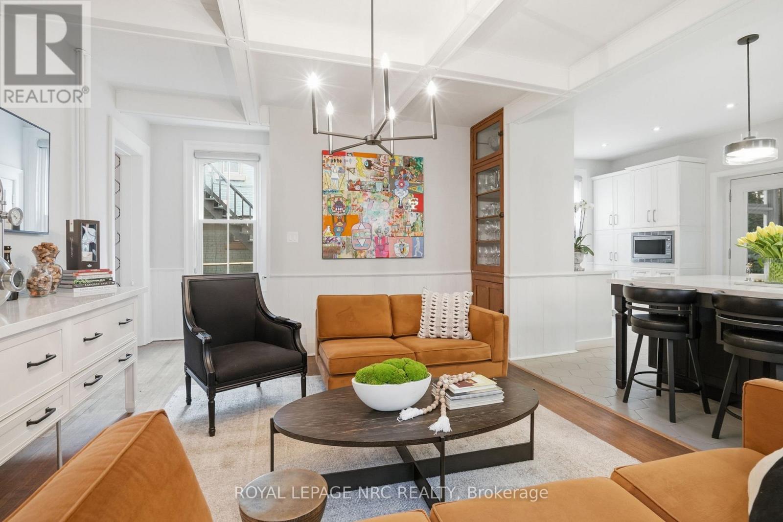 176 James Street, St. Catharines, Ontario  L2R 5C5 - Photo 16 - X12982416