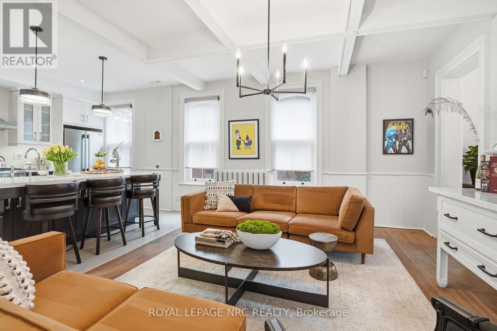 176 James Street, St. Catharines, Ontario  L2R 5C5 - Photo 18 - X12982416