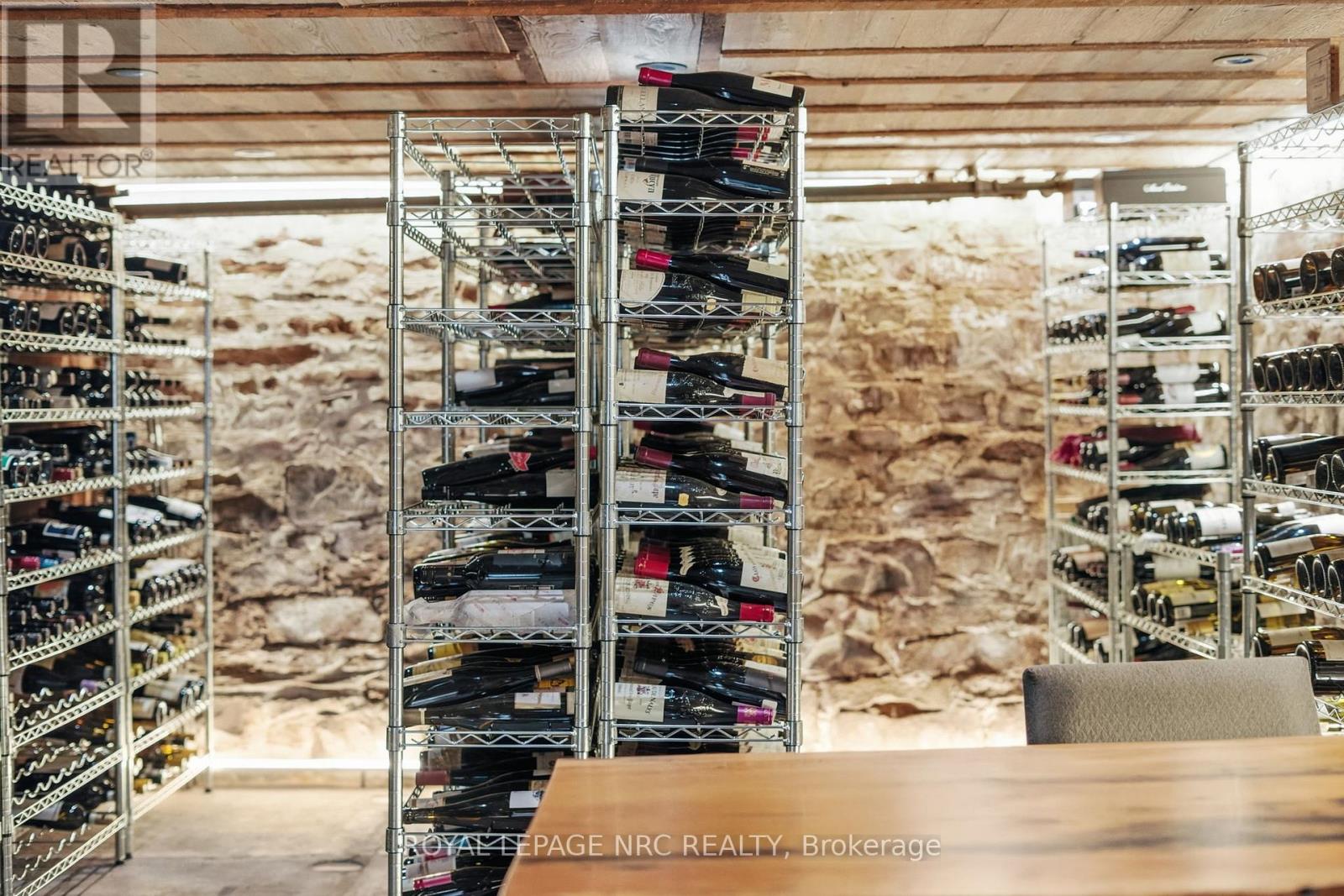 176 James Street, St. Catharines, Ontario  L2R 5C5 - Photo 46 - X12982416