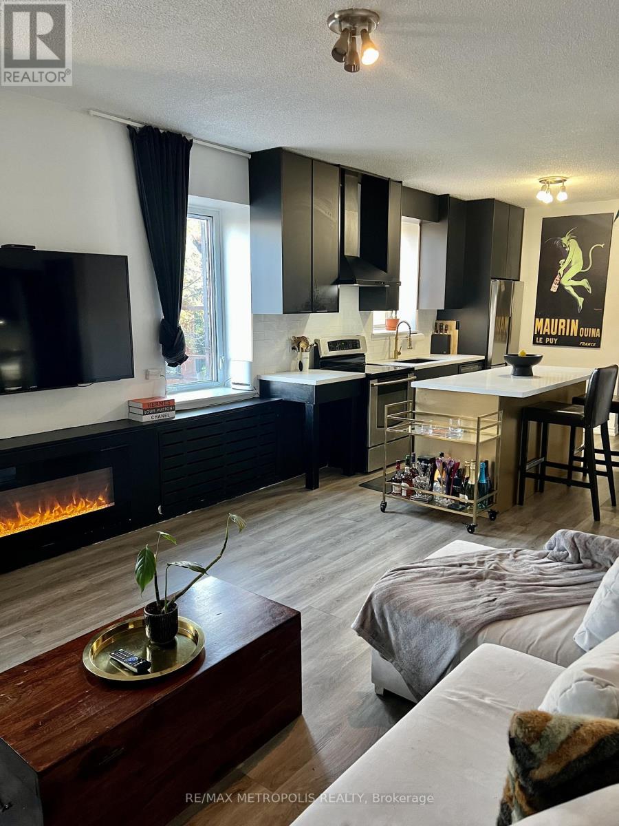 854 Bathurst Street, Toronto, Ontario  M5R 3G3 - Photo 13 - C12973192