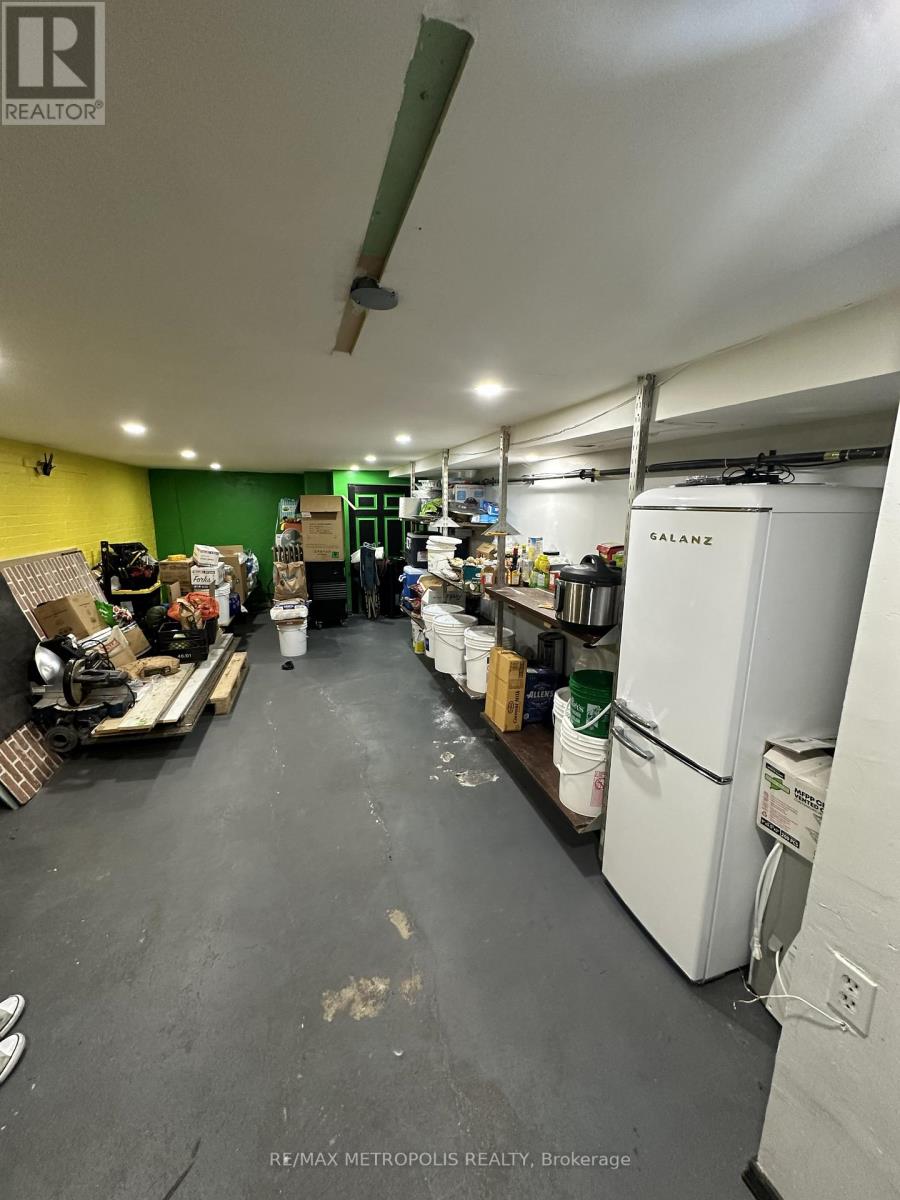 854 Bathurst Street, Toronto, Ontario  M5R 3G3 - Photo 6 - C12973192