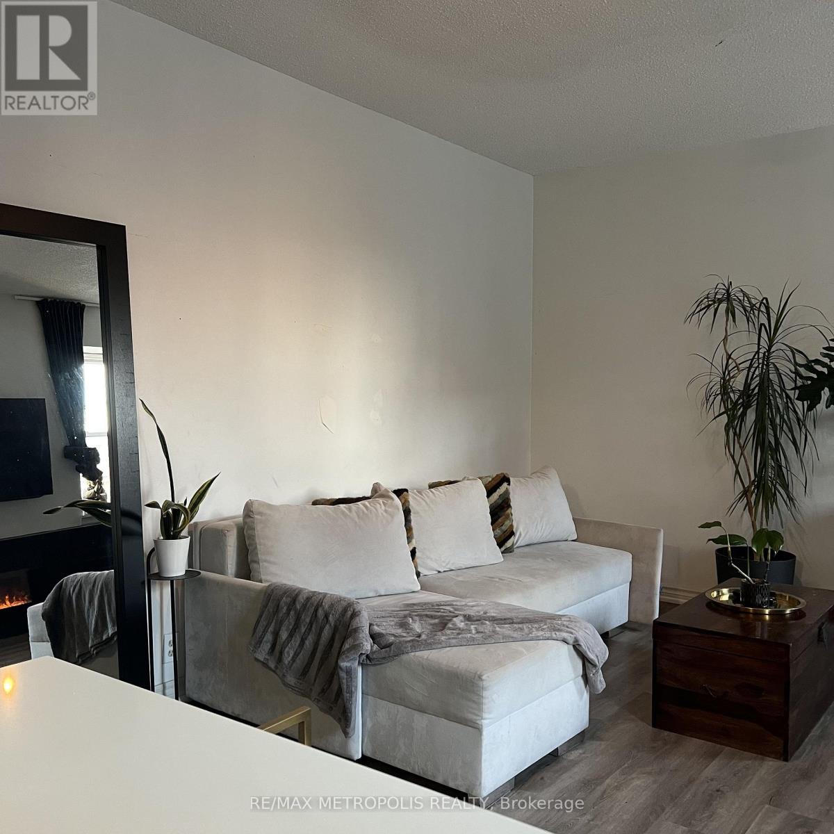 854 Bathurst Street, Toronto, Ontario  M5R 3G3 - Photo 14 - C12973192