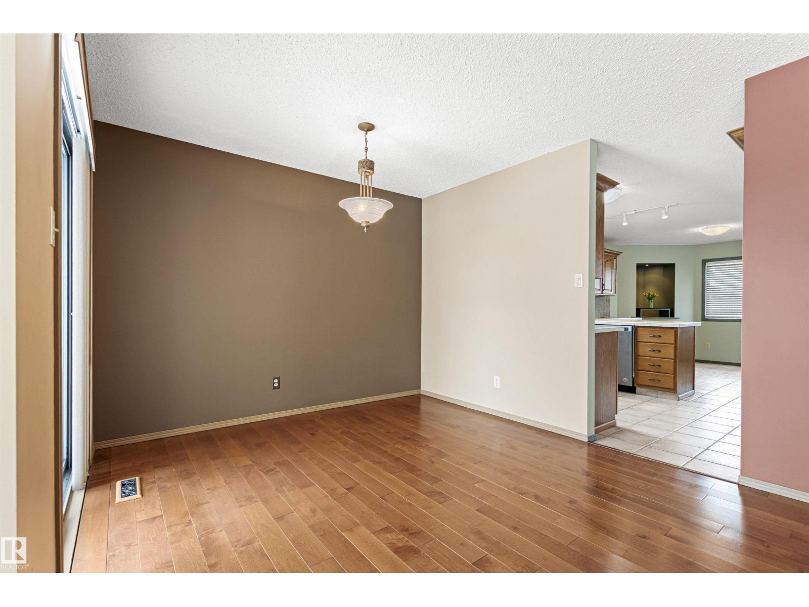 205 Oeming Rd Nw, Edmonton, Alberta  T6R 1M1 - Photo 17 - E4477714