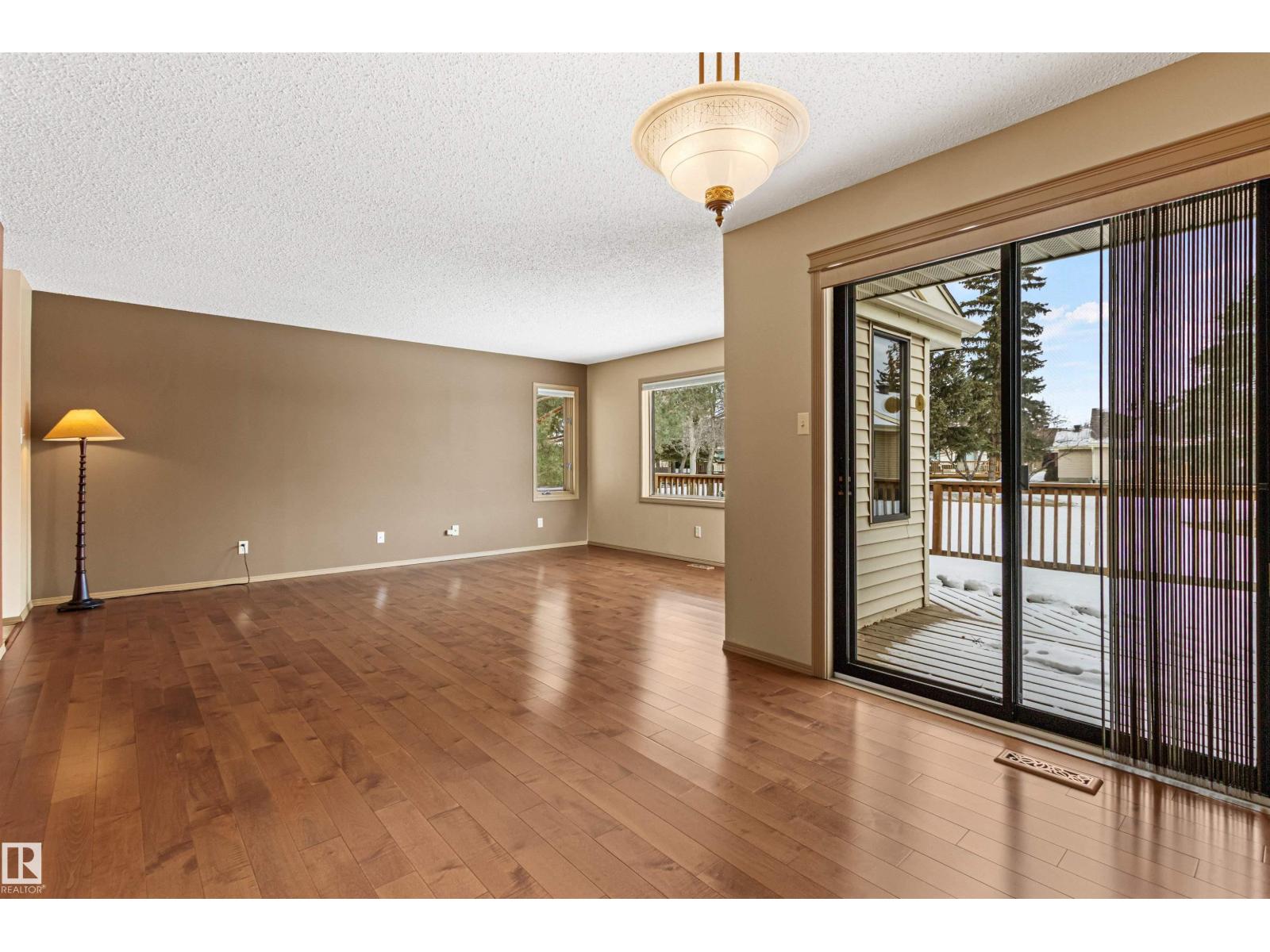 205 Oeming Rd Nw, Edmonton, Alberta  T6R 1M1 - Photo 18 - E4477714