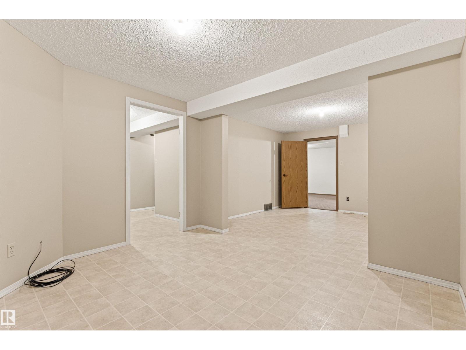 205 Oeming Rd Nw, Edmonton, Alberta  T6R 1M1 - Photo 54 - E4477714