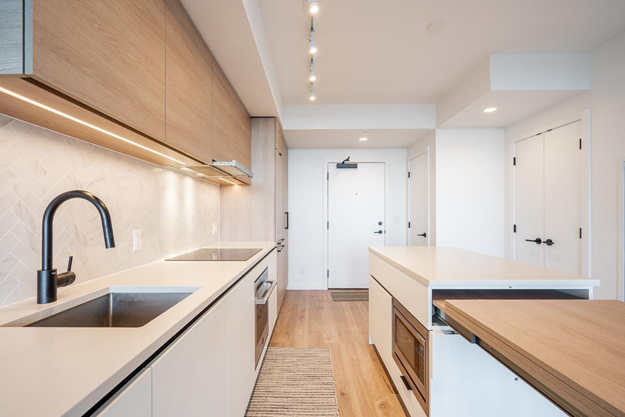 2111 13428 105 Avenue, Surrey, British Columbia V3T 0S6 - Photo 10 - R3107403