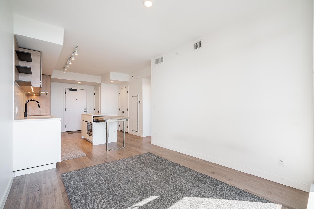 2111 13428 105 Avenue, Surrey, British Columbia V3T 0S6 - Photo 16 - R3107403