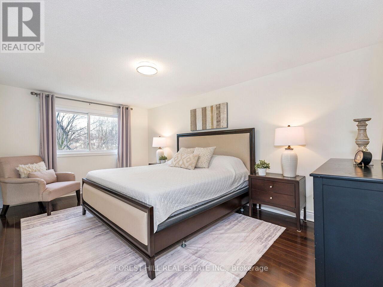 6328 Martel Court, Mississauga, Ontario  L5N 3H6 - Photo 12 - W12966480