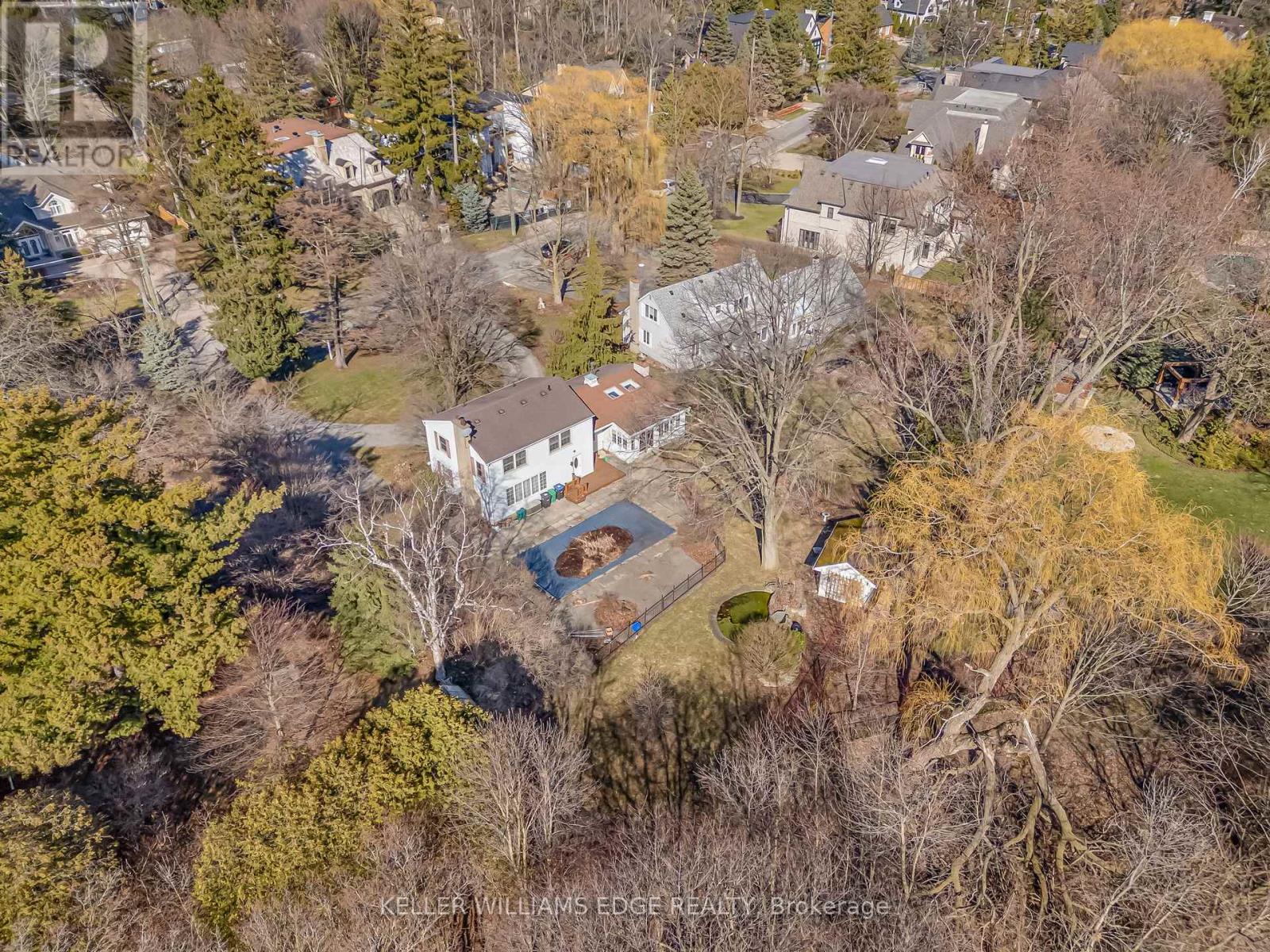 524 Meadow Wood Road, Mississauga (Clarkson), Ontario  L5J 2S3 - Photo 48 - W12982274