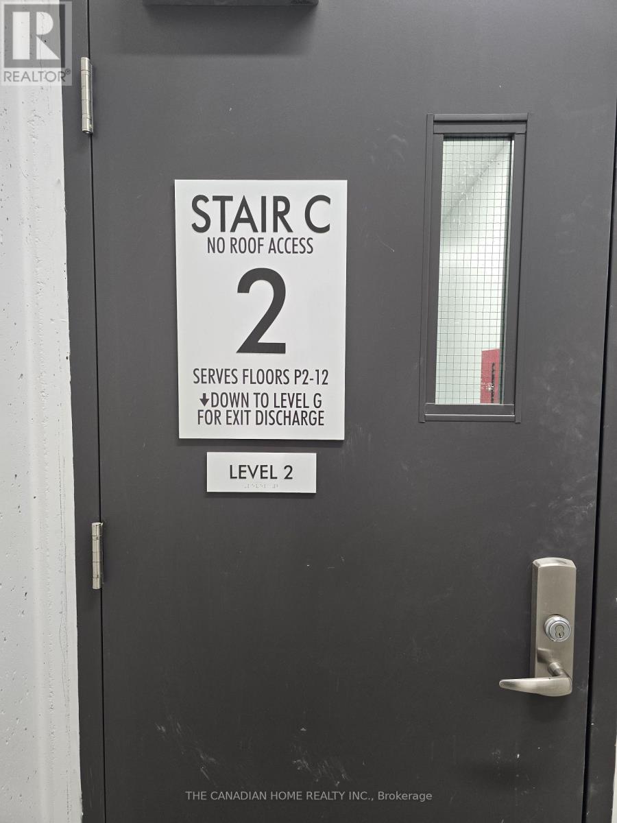 226 - 600 Dixon Rd Road, Toronto (West Humber-Clairville), Ontario  M9W 1J1 - Photo 11 - W12969906