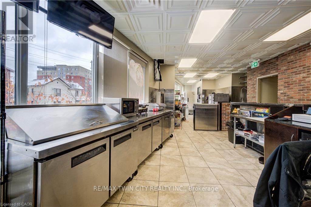 185 King Street N, Waterloo, Ontario  N2J 0E1 - Photo 9 - X12735668