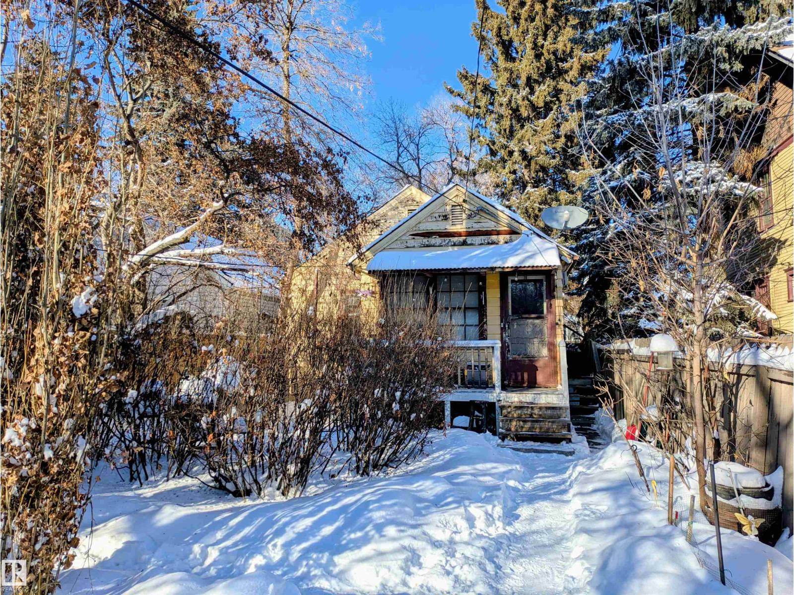 11021 80 Av Nw, Edmonton, Alberta  T6G 0R2 - Photo 6 - E4474521