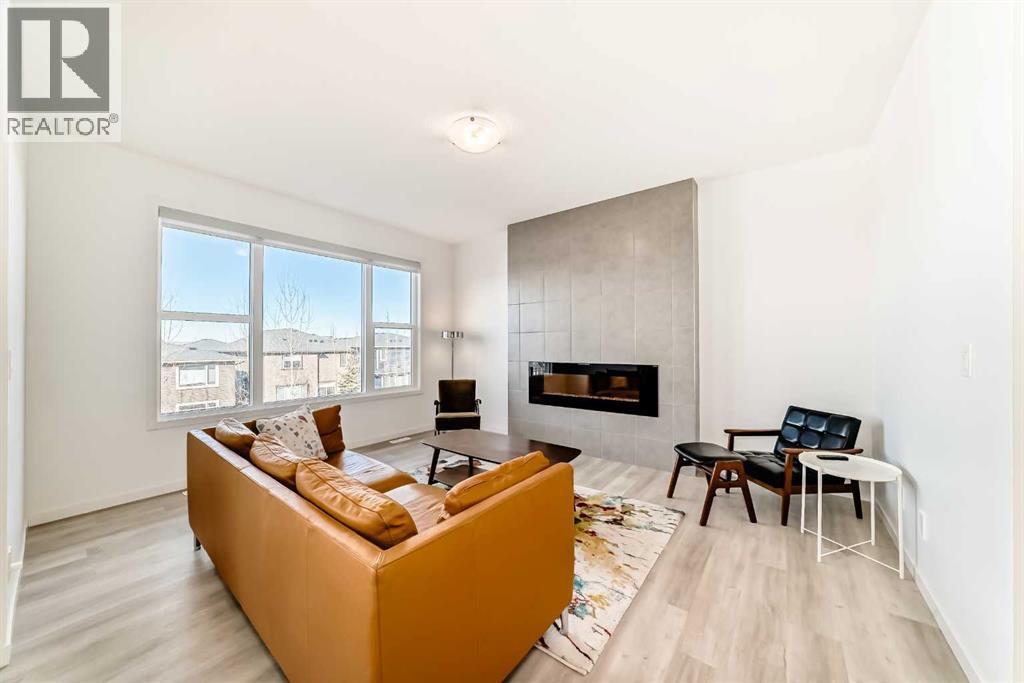 289 Crestmont Drive Sw, Calgary, Alberta  T3B 6G9 - Photo 15 - A2287665