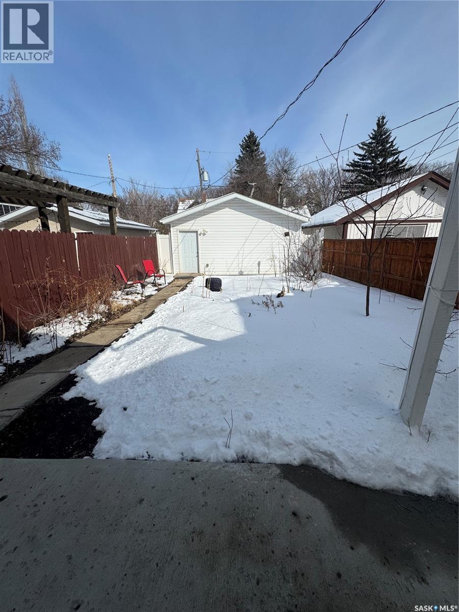 3027 Robinson Street, Regina, Saskatchewan  S4S 1V3 - Photo 19 - SK032326