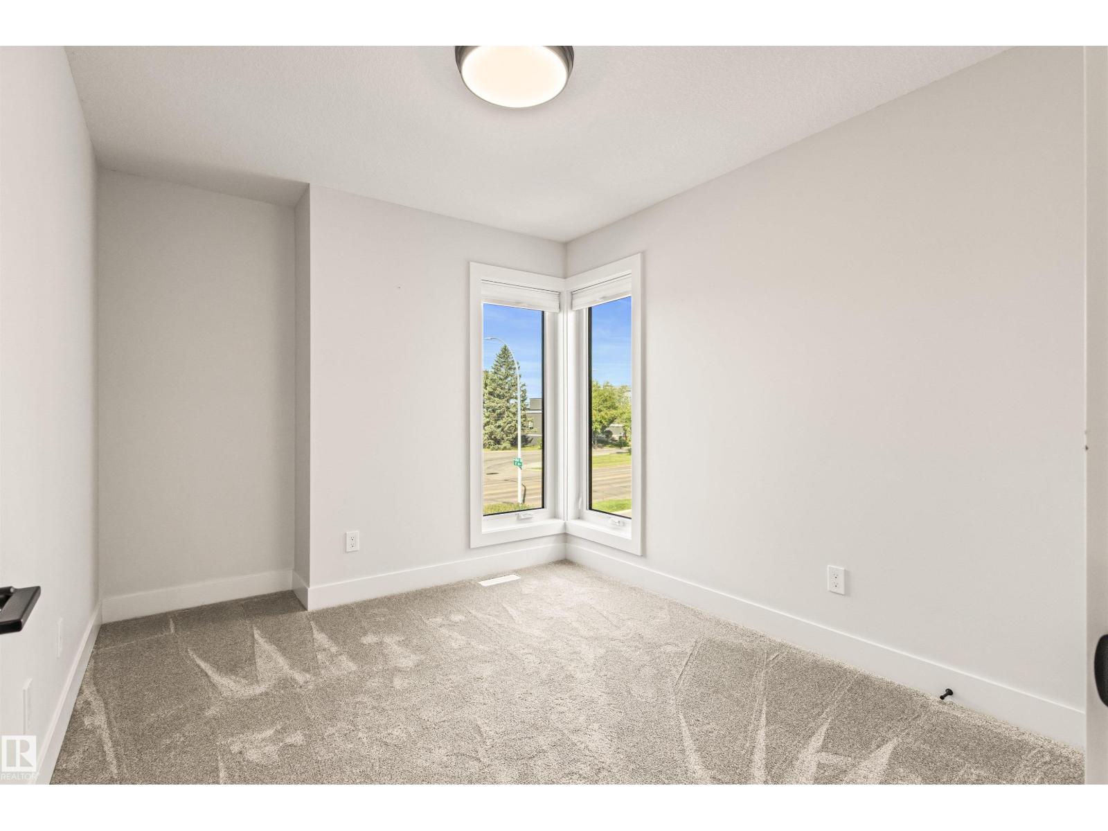 2 8343 Saskatchewan Dr Nw, Edmonton, Alberta  T6G 2A7 - Photo 38 - E4469108