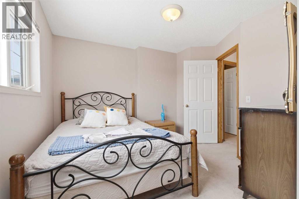 105 Douglas Ridge Circle SE, Calgary, Alberta  T2Z 3B7 - Photo 24 - A2289309