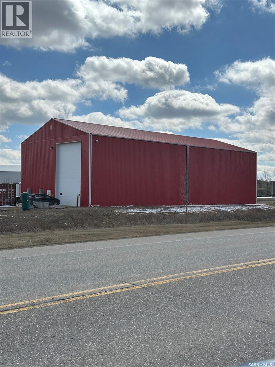 102 Industrial Drive, Bienfait, Saskatchewan  S0C 0M0 - Photo 30 - SK032410