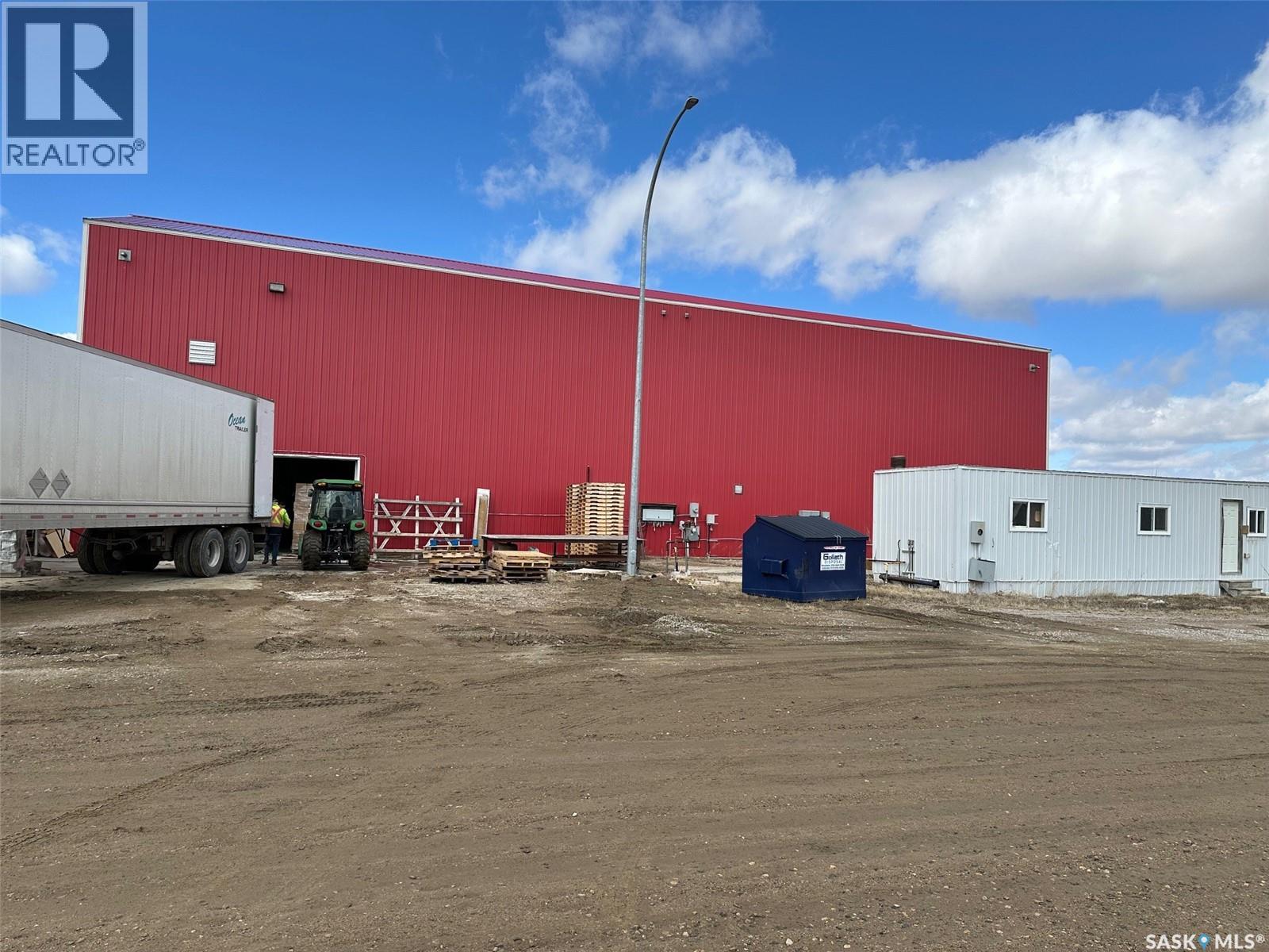 102 Industrial Drive, Bienfait, Saskatchewan  S0C 0M0 - Photo 29 - SK032410