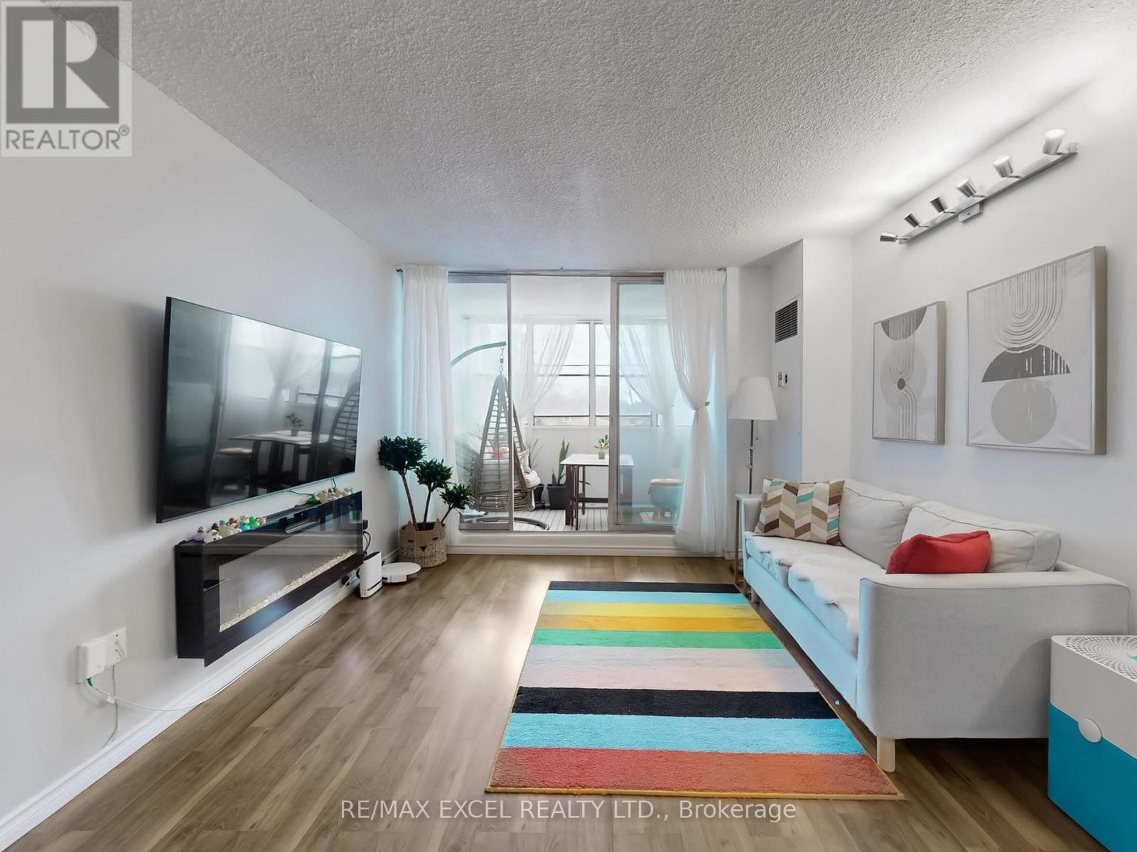 301 - 205 Hilda Avenue, Toronto, Ontario  M2M 4B1 - Photo 5 - C12982332