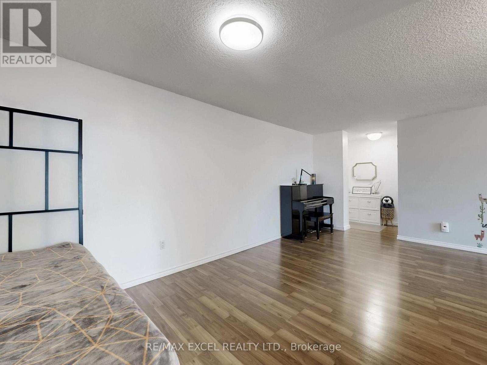 301 - 205 Hilda Avenue, Toronto, Ontario  M2M 4B1 - Photo 9 - C12982332