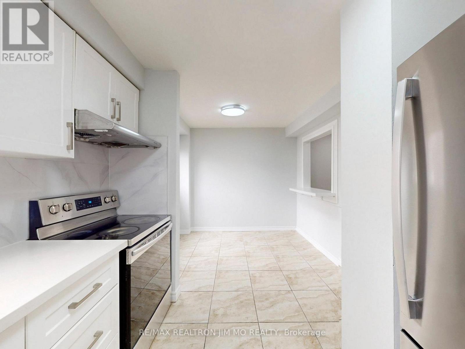 130 Jenny Wren Way, Toronto, Ontario  M2H 2Z2 - Photo 17 - C12982474