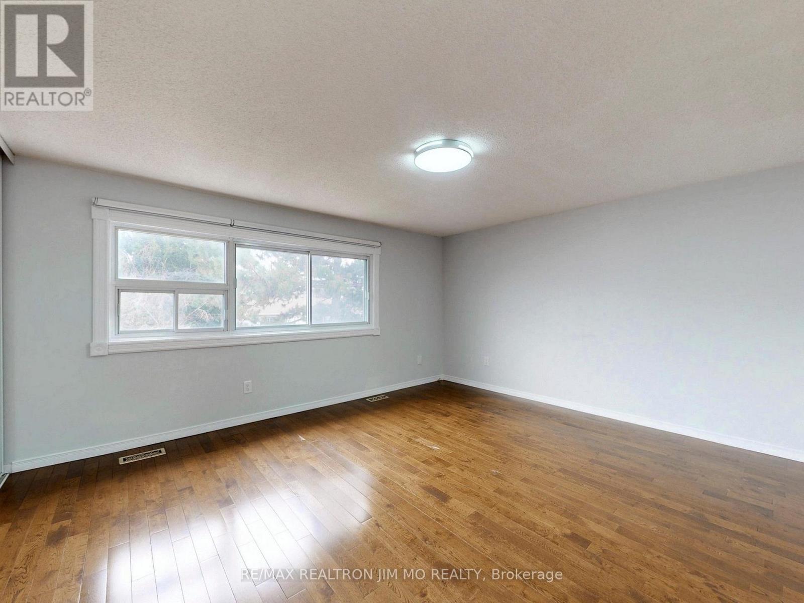 130 Jenny Wren Way, Toronto, Ontario  M2H 2Z2 - Photo 27 - C12982474