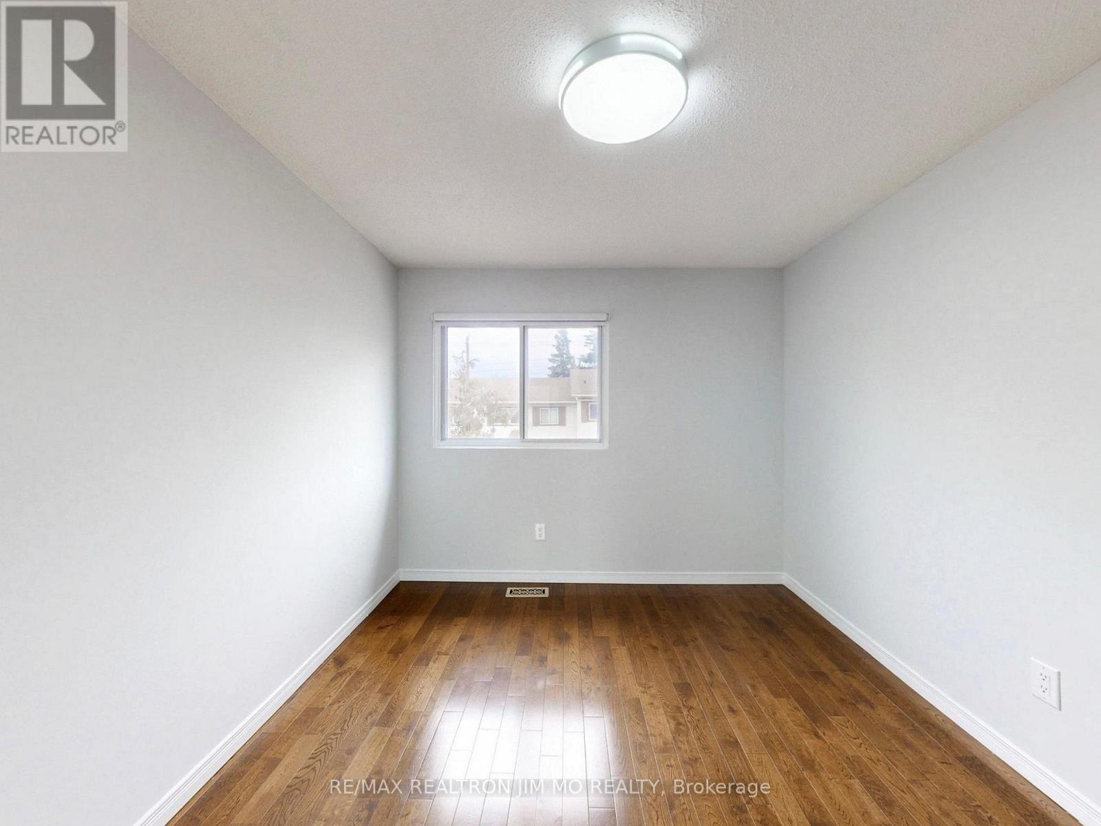 130 Jenny Wren Way, Toronto, Ontario  M2H 2Z2 - Photo 30 - C12982474