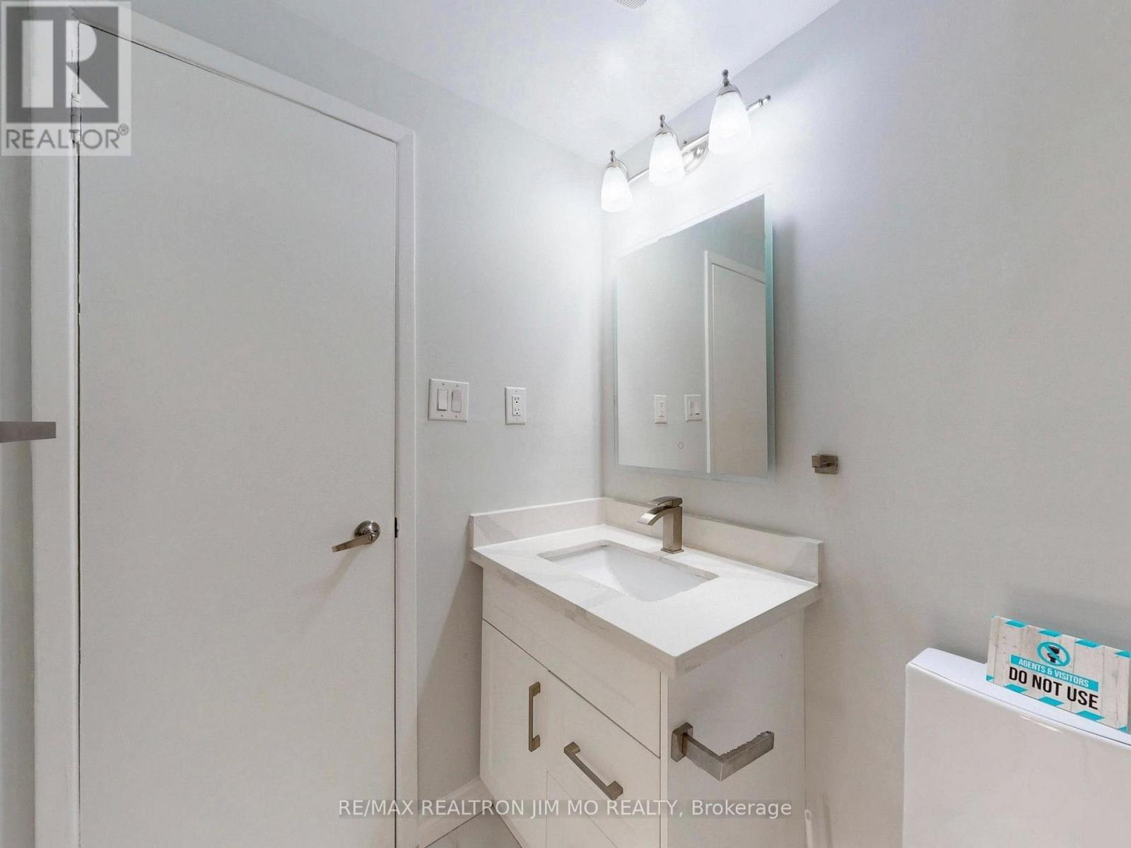 130 Jenny Wren Way, Toronto, Ontario  M2H 2Z2 - Photo 38 - C12982474