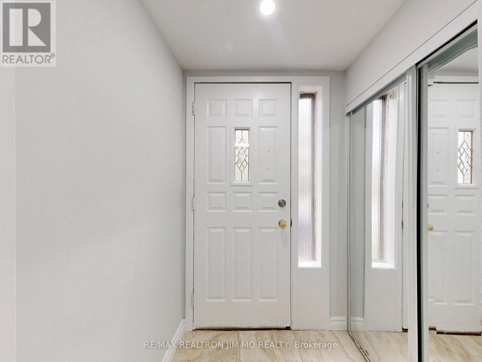 130 Jenny Wren Way, Toronto, Ontario  M2H 2Z2 - Photo 40 - C12982474