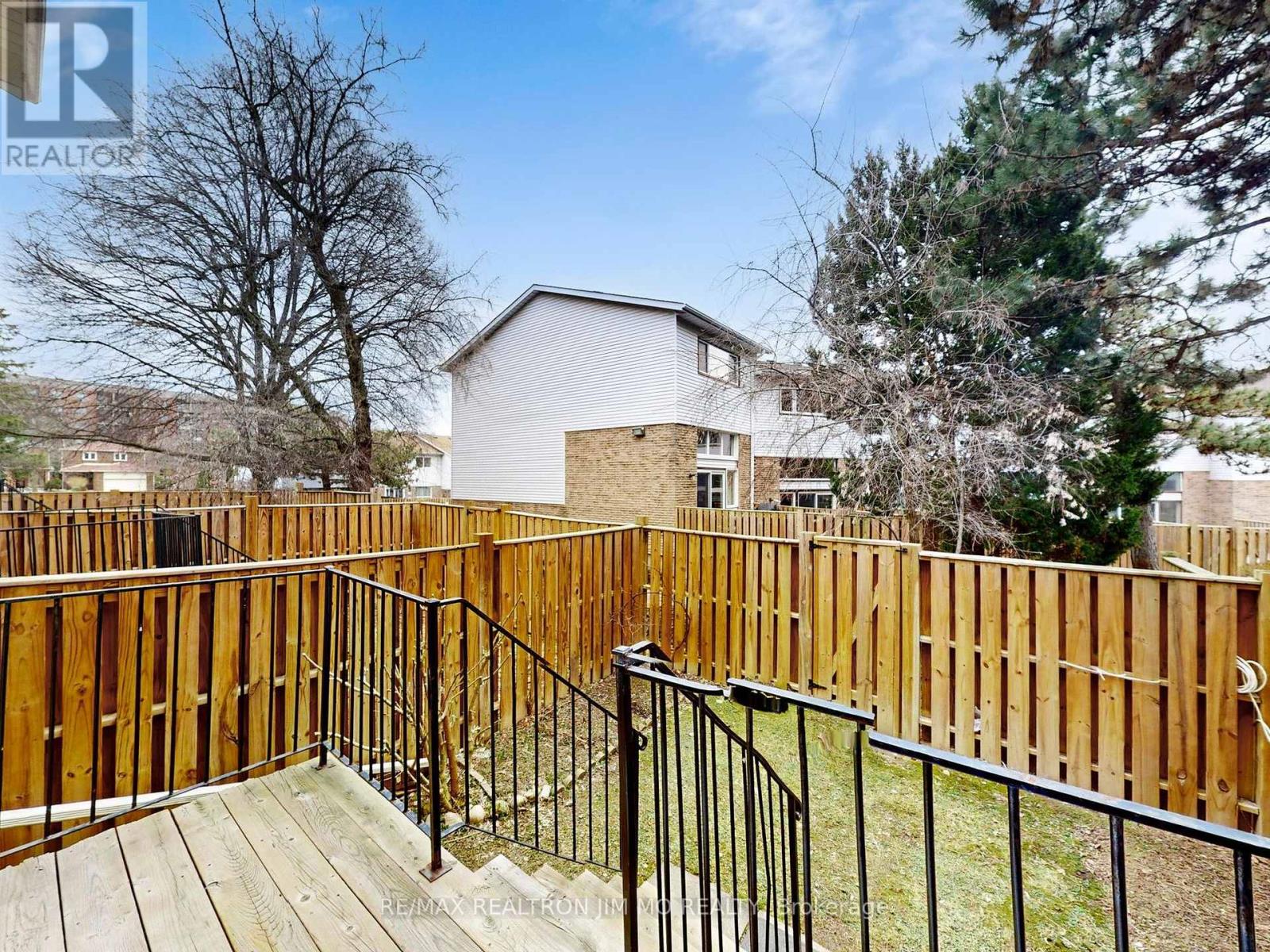 130 Jenny Wren Way, Toronto, Ontario  M2H 2Z2 - Photo 47 - C12982474