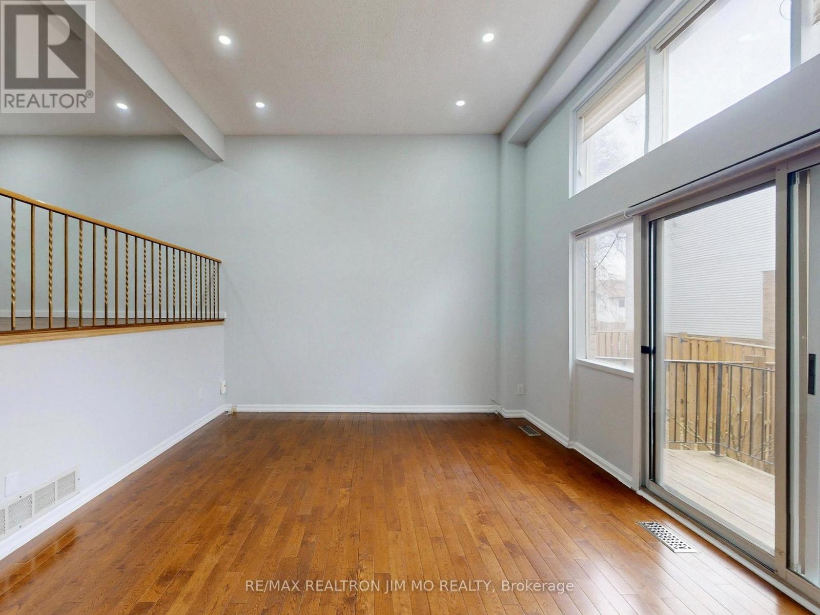 130 Jenny Wren Way, Toronto, Ontario  M2H 2Z2 - Photo 7 - C12982474