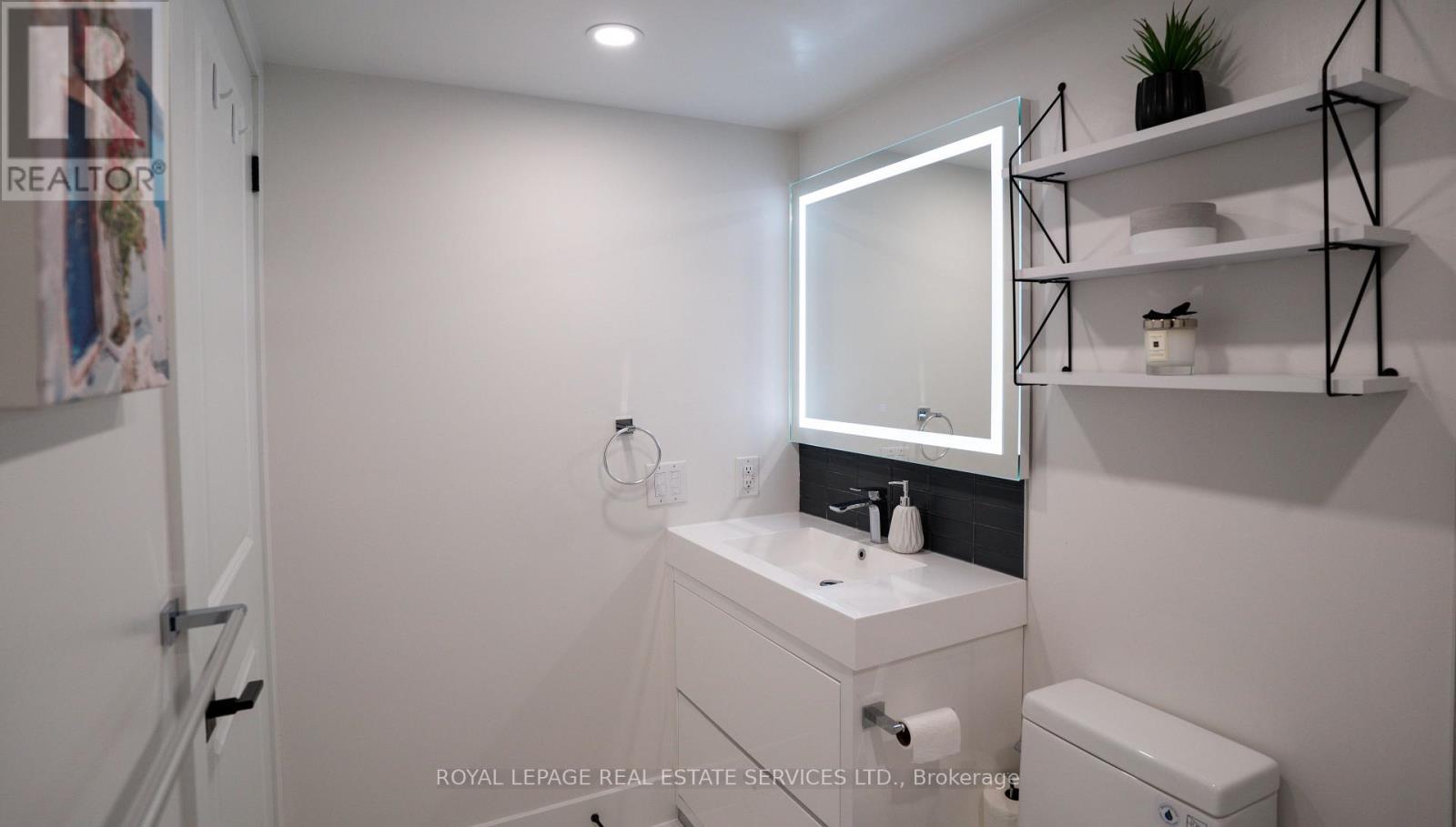 3210 - 361 Front St. Street W, Toronto, Ontario  M5V 3R5 - Photo 18 - C12982488