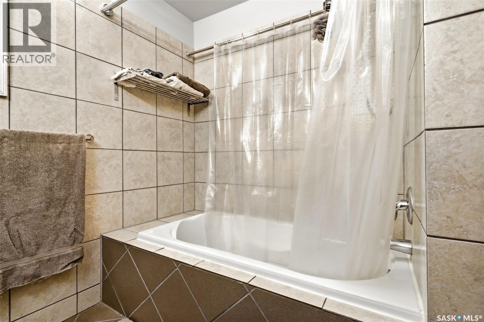 800 Pheasant Street, Grenfell, Saskatchewan  S0G 2B0 - Photo 13 - SK032532