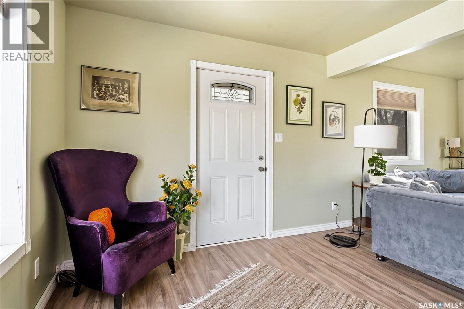 800 Pheasant Street, Grenfell, Saskatchewan  S0G 2B0 - Photo 3 - SK032532