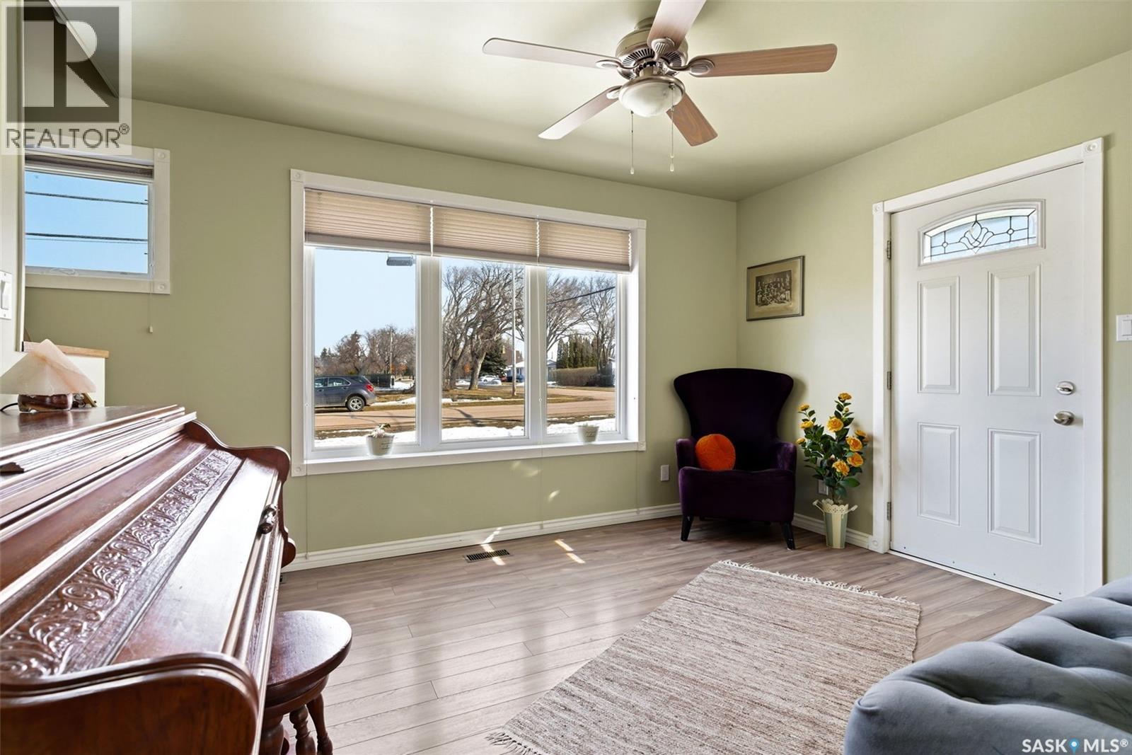 800 Pheasant Street, Grenfell, Saskatchewan  S0G 2B0 - Photo 6 - SK032532