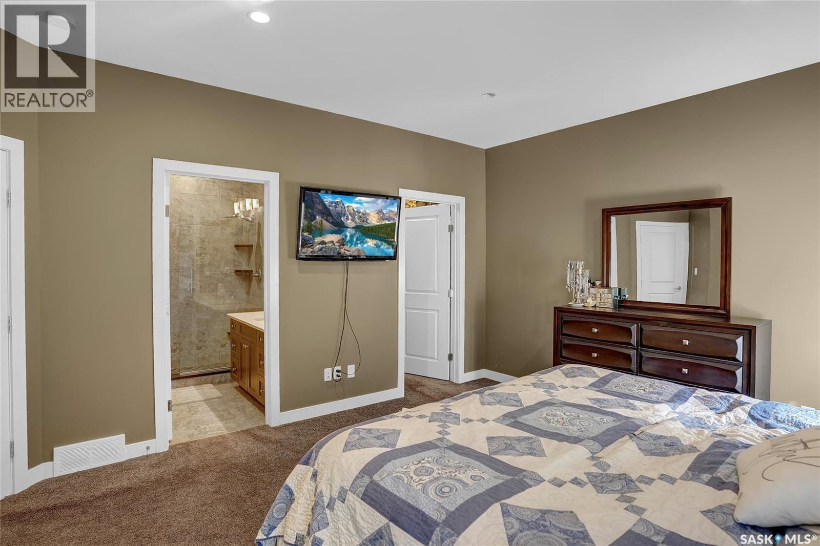 127 Hodges Crescent, Moose Jaw, Saskatchewan  S6J 0B1 - Photo 17 - SK032444