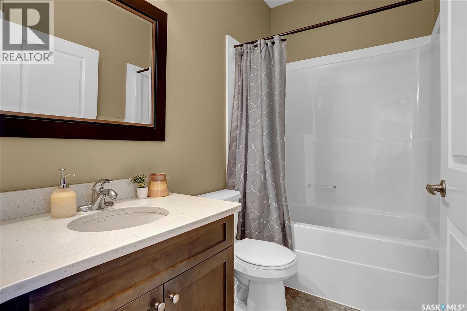 127 Hodges Crescent, Moose Jaw, Saskatchewan  S6J 0B1 - Photo 24 - SK032444