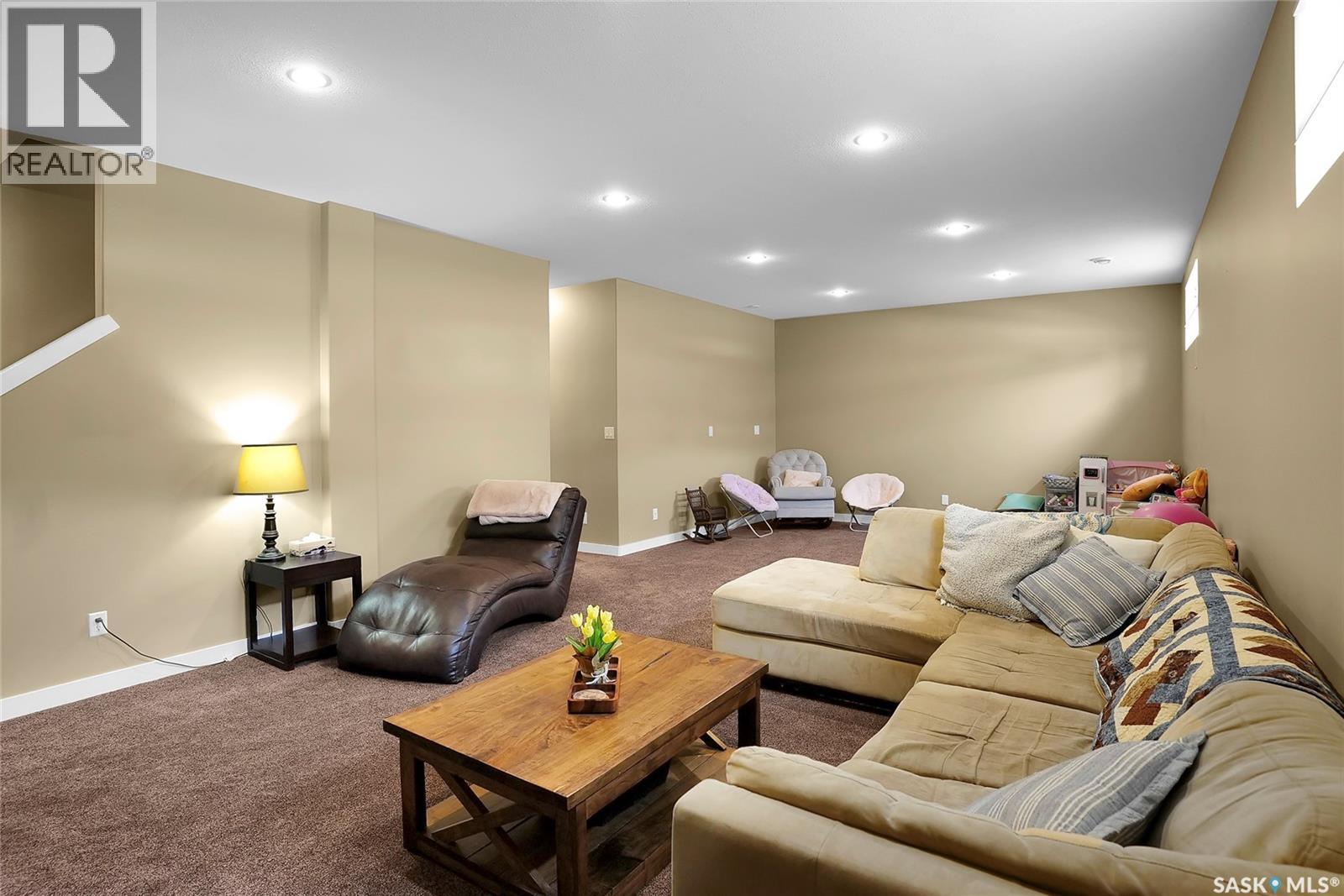 127 Hodges Crescent, Moose Jaw, Saskatchewan  S6J 0B1 - Photo 26 - SK032444