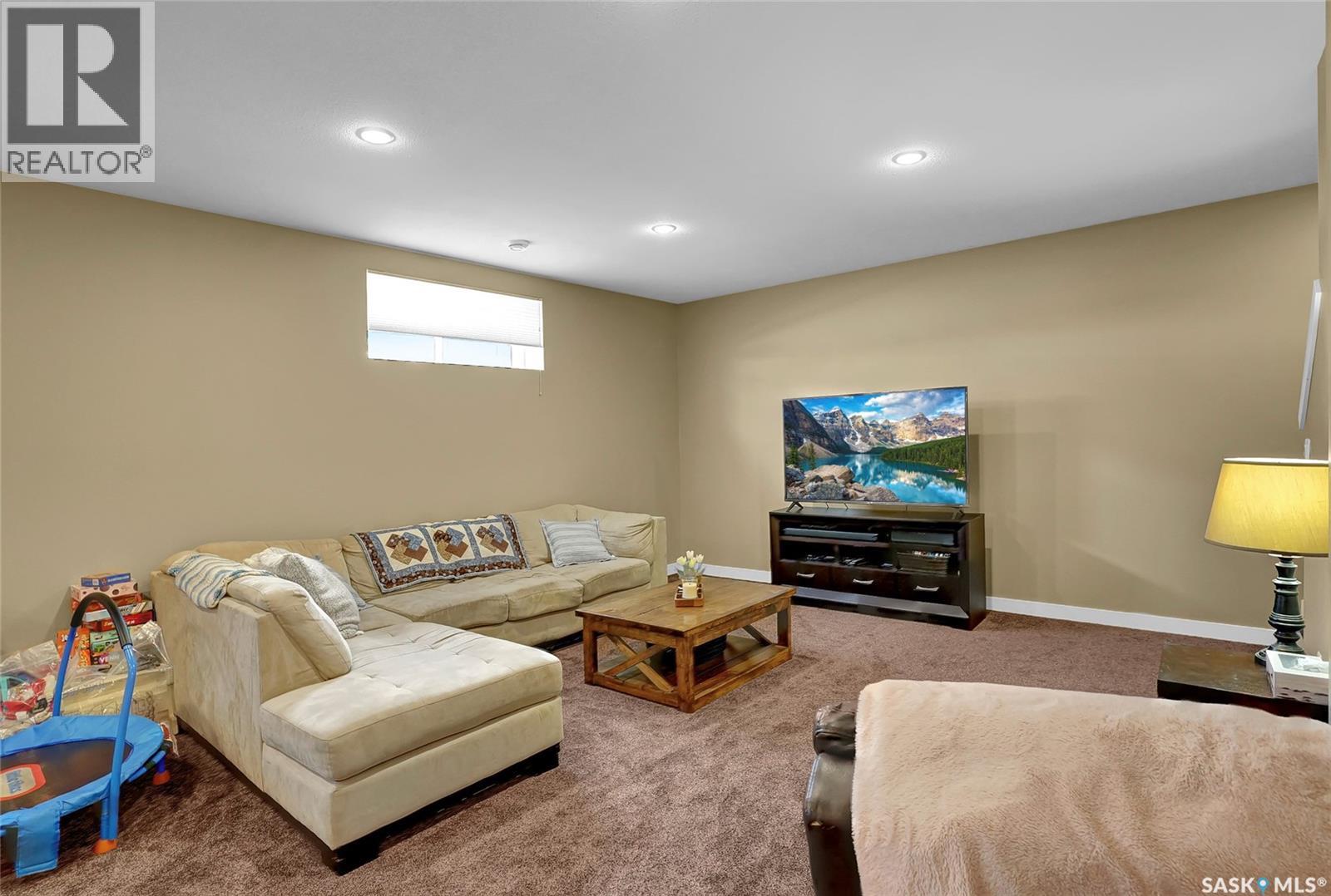 127 Hodges Crescent, Moose Jaw, Saskatchewan  S6J 0B1 - Photo 27 - SK032444