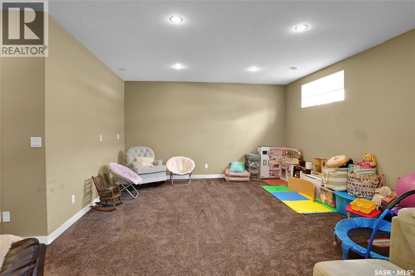 127 Hodges Crescent, Moose Jaw, Saskatchewan  S6J 0B1 - Photo 28 - SK032444