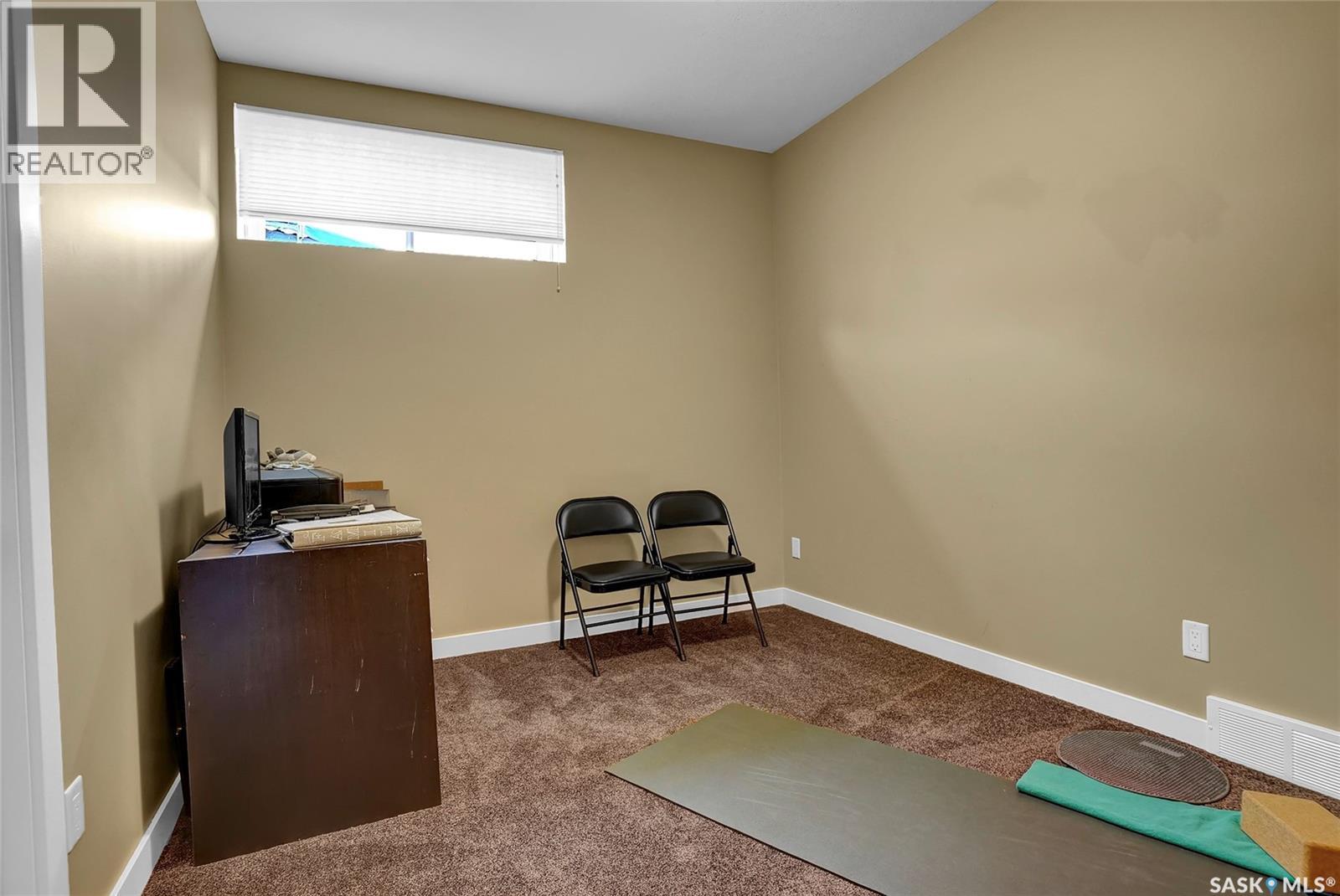 127 Hodges Crescent, Moose Jaw, Saskatchewan  S6J 0B1 - Photo 33 - SK032444