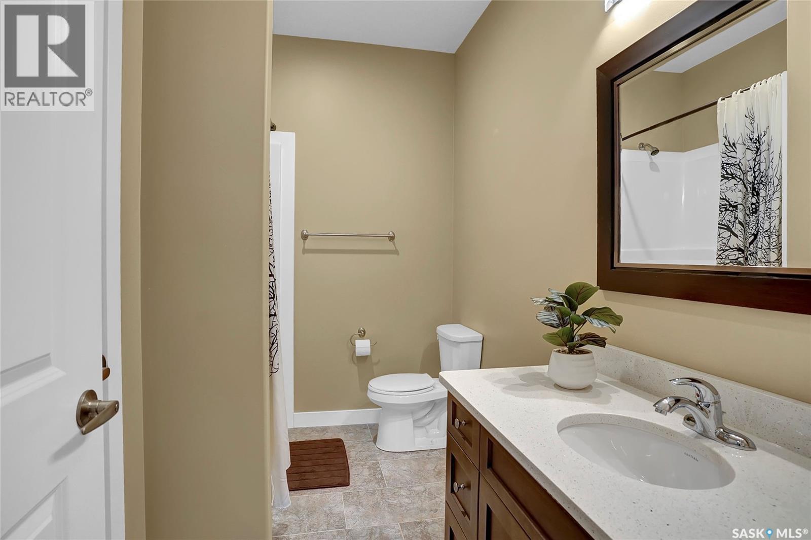 127 Hodges Crescent, Moose Jaw, Saskatchewan  S6J 0B1 - Photo 35 - SK032444