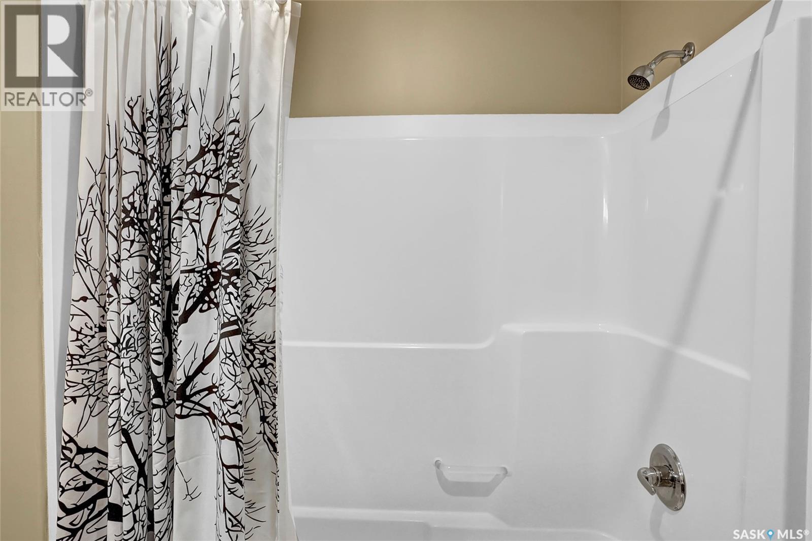 127 Hodges Crescent, Moose Jaw, Saskatchewan  S6J 0B1 - Photo 36 - SK032444