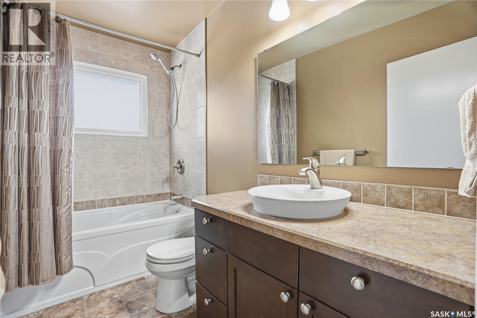 1317 6th Avenue Nw, Moose Jaw, Saskatchewan  S6H 4A9 - Photo 15 - SK032352