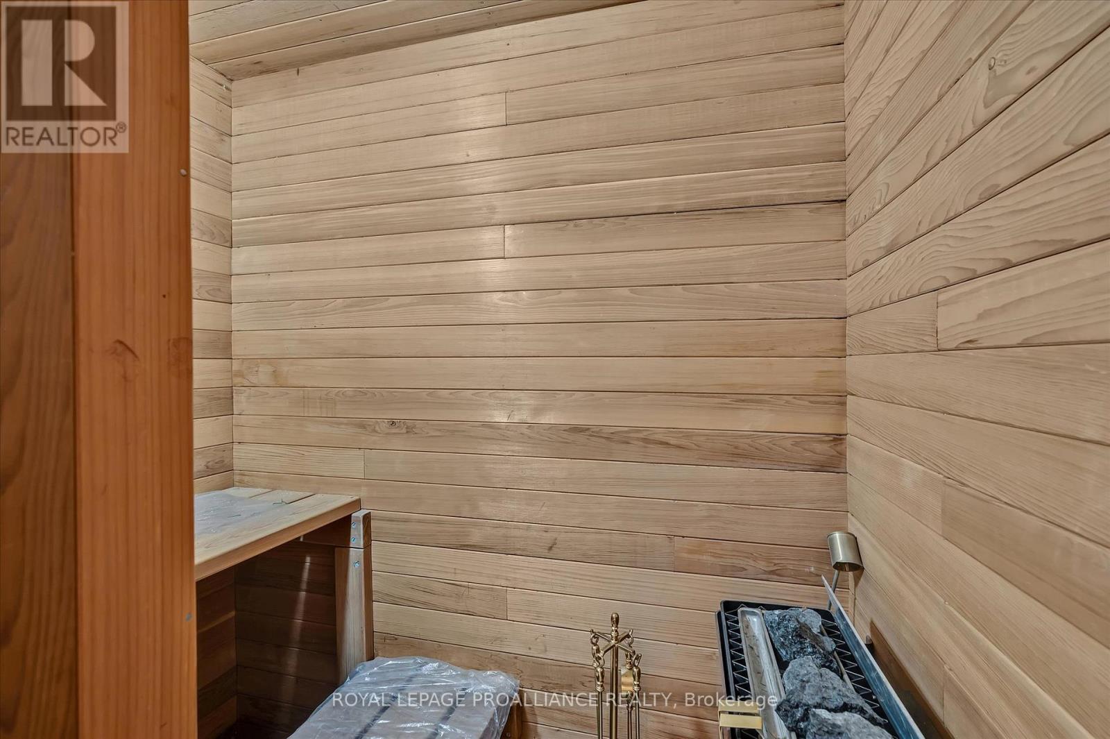 114 O'carroll Avenue, Peterborough, Ontario  K9H 4V3 - Photo 37 - X12694382